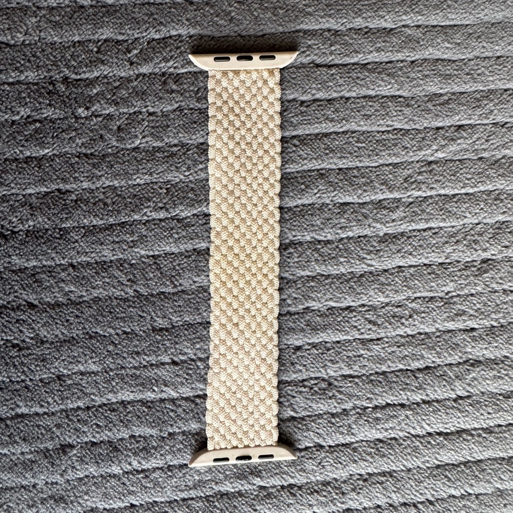 Braided Solo Loop Apple Watch Band Beige/Cream 42/44/45mm (Size S) - Picture 3 of 13